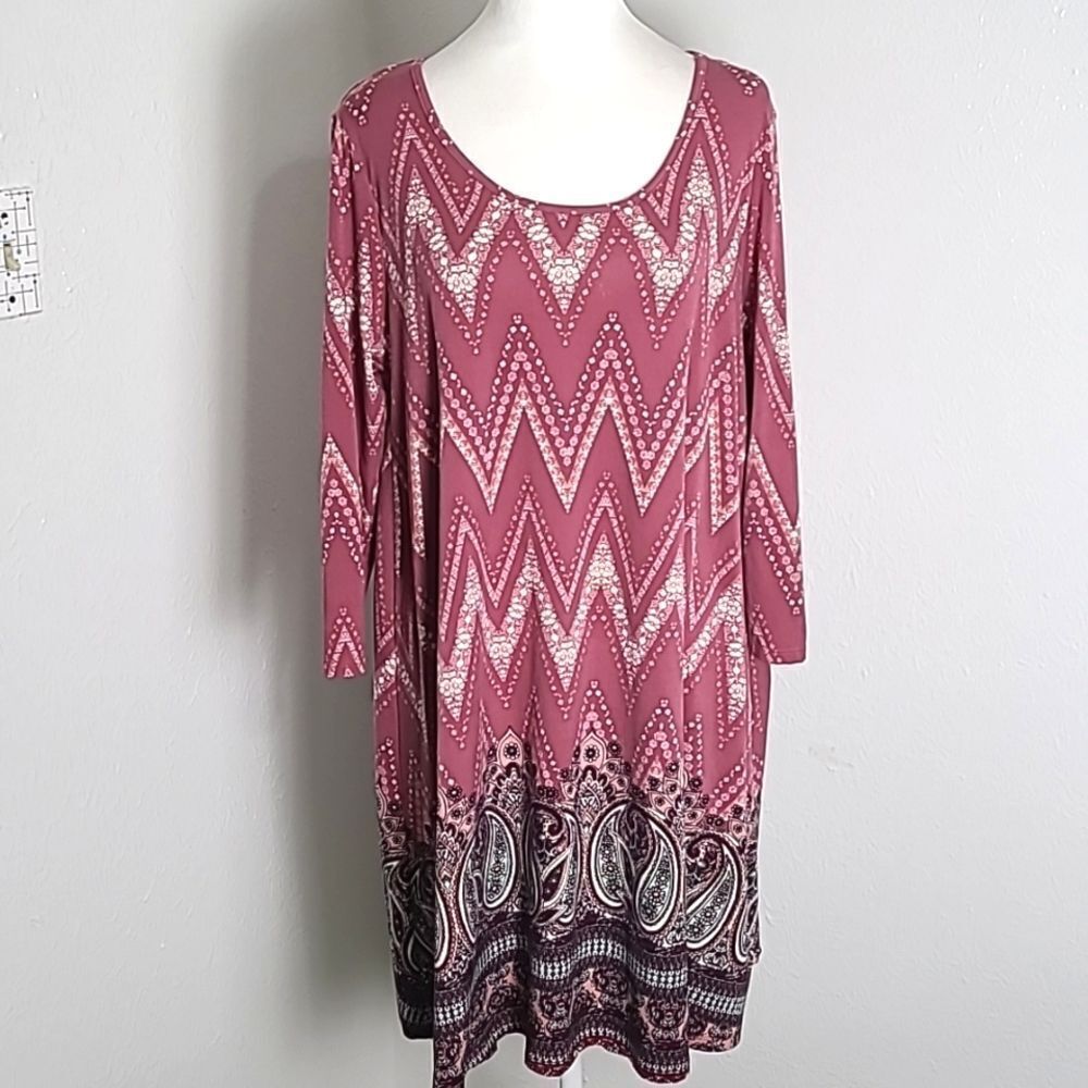 derek🖤heart Pink & White Shift Dress,Maroon Paisley Around the Bottom, Sz Large